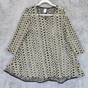 Design Today's Shirt Womens Medium Beige Black Cutout Lace Tunic Made USA